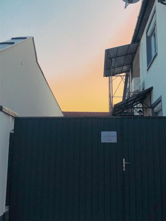 Tramini Apartmanok Eger Eksteriør billede