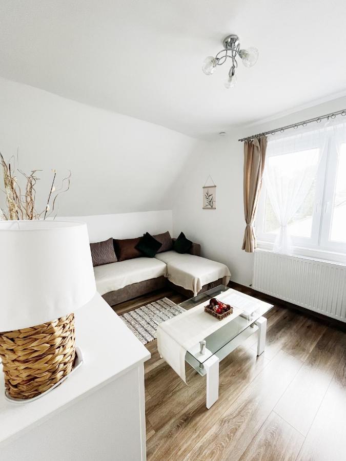 Tramini Apartmanok Eger Eksteriør billede