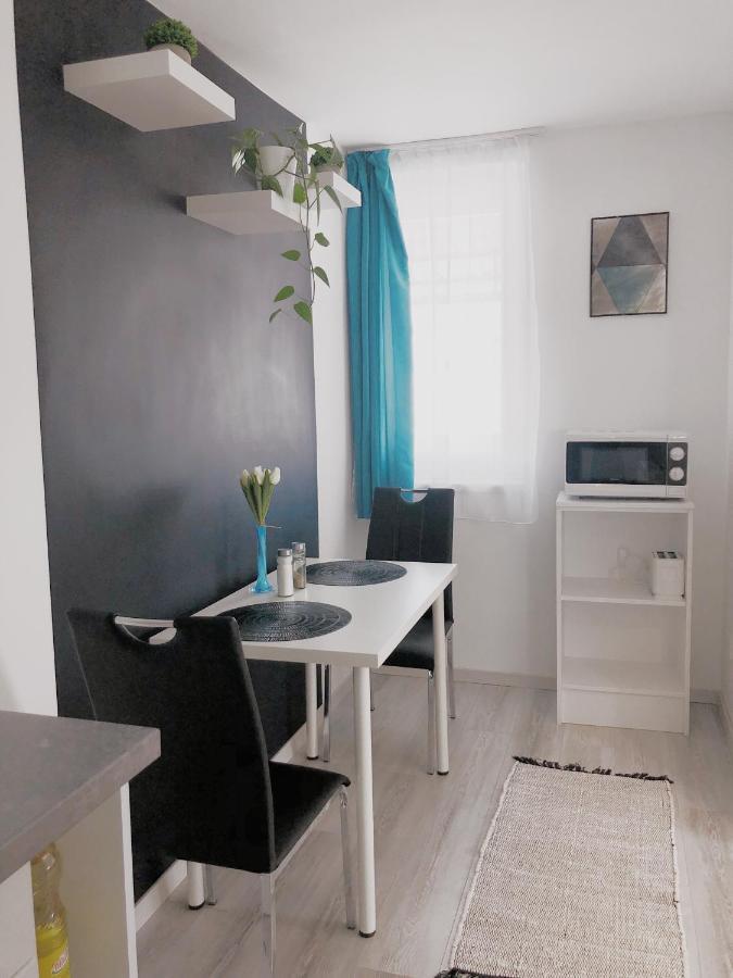 Tramini Apartmanok Eger Eksteriør billede